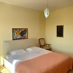 Rtsh Apartamento Tirana